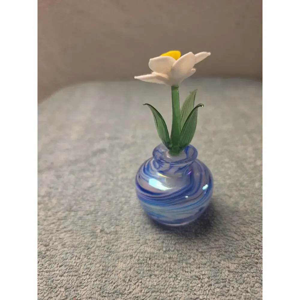 Hand Blown Art Glass Miniature Daffodil Flower Swirl Vase Lampwork Sculpture 4